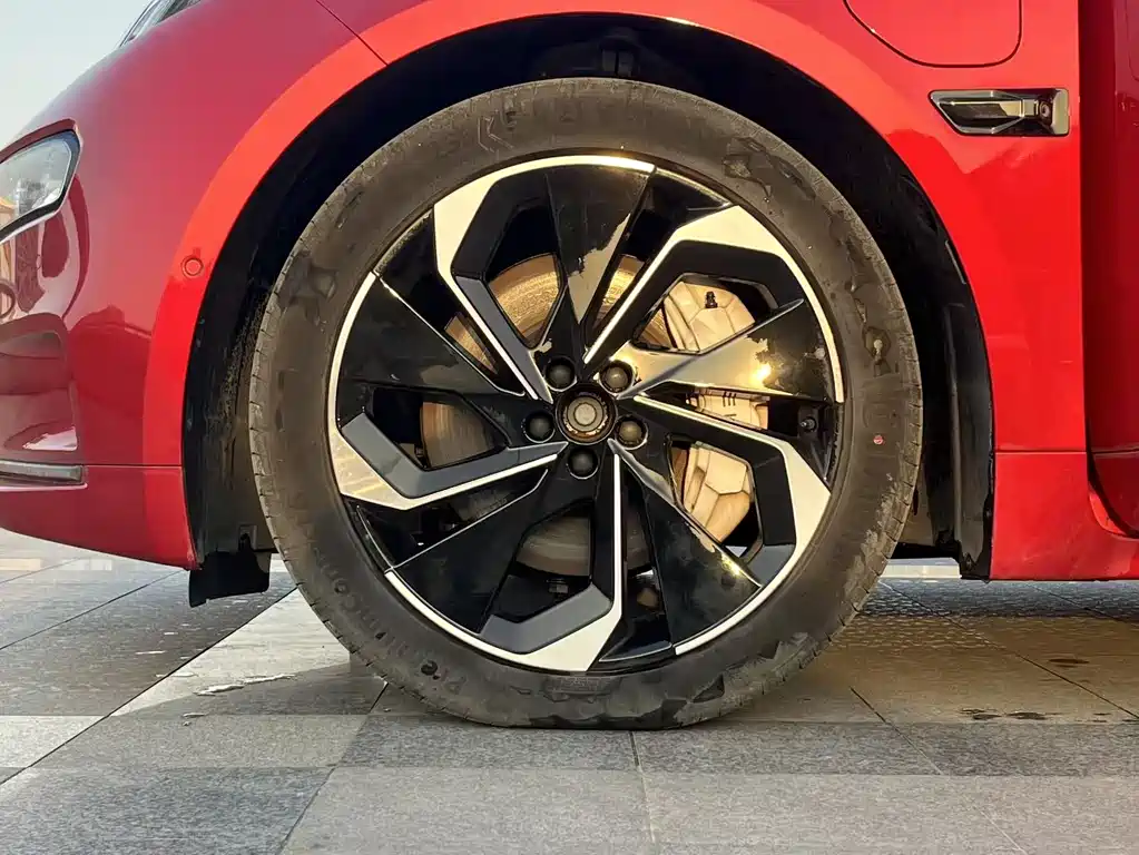 ZEEKR EXTREME KRYPTON 001