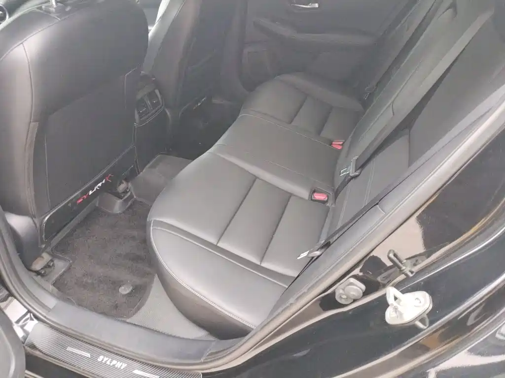 Nissan Sylphy — миниатюра 9