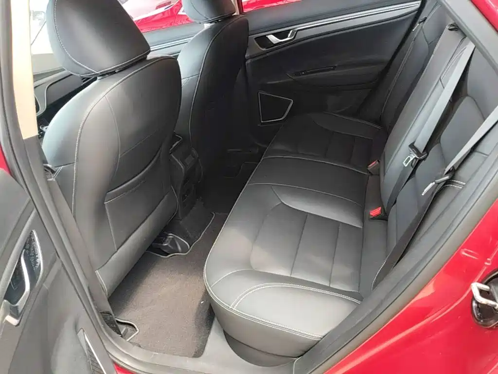 Geely Emgrand GS — миниатюра 17