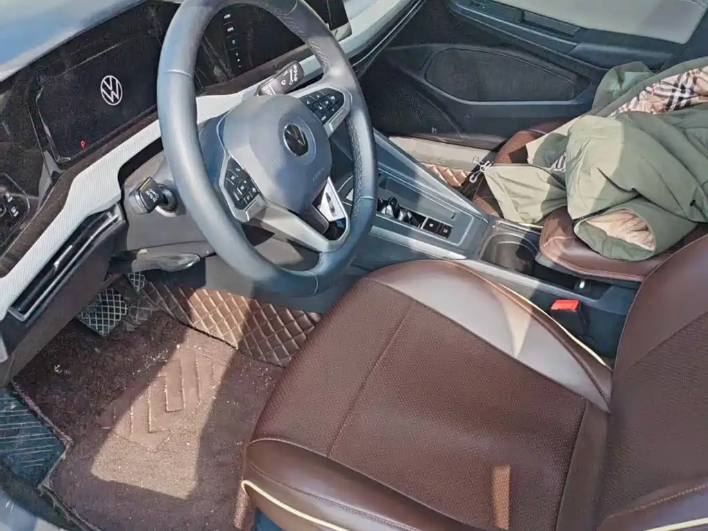 Volkswagen Golf — миниатюра 3