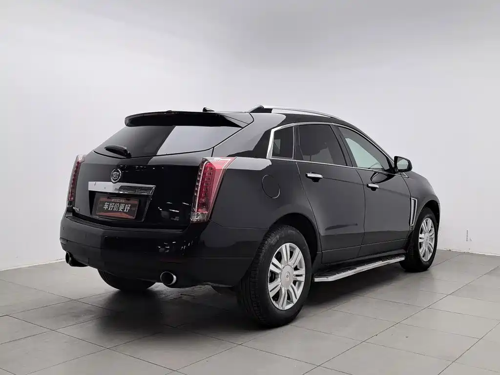 Cadillac SRX — миниатюра 2