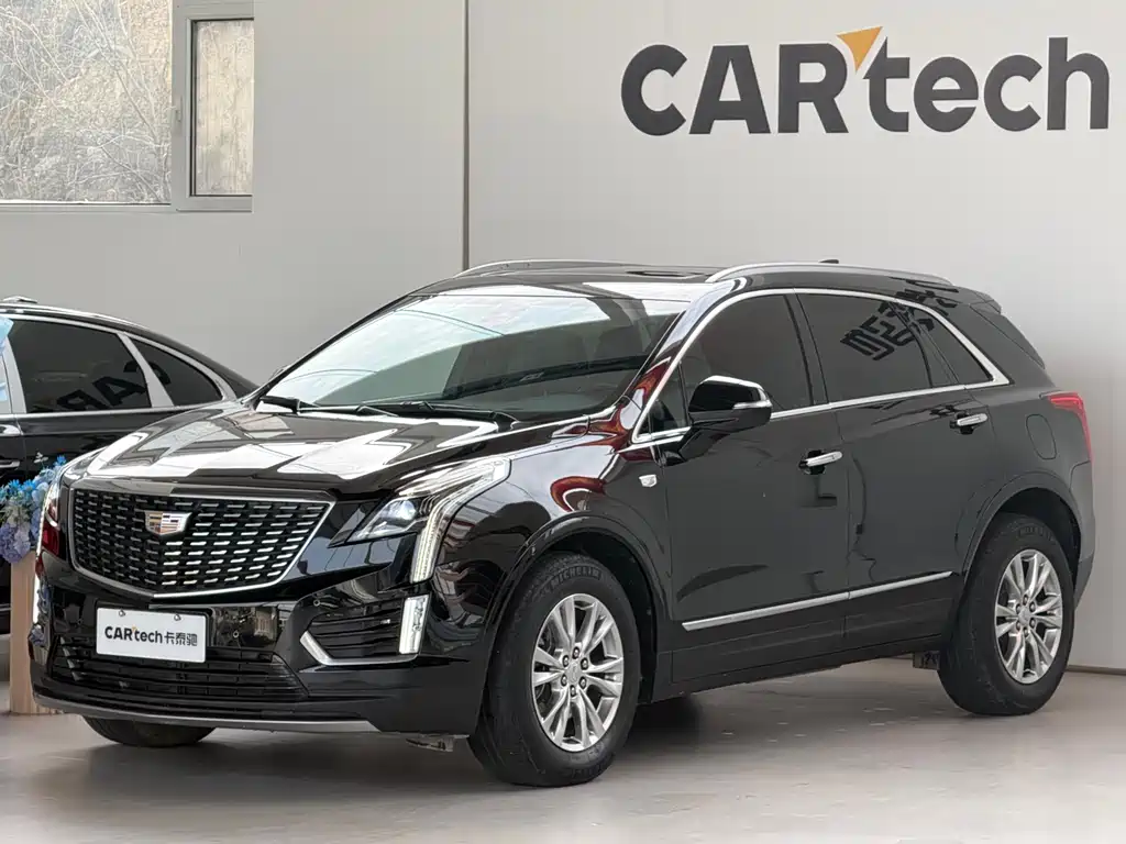 CADILLAC XT5