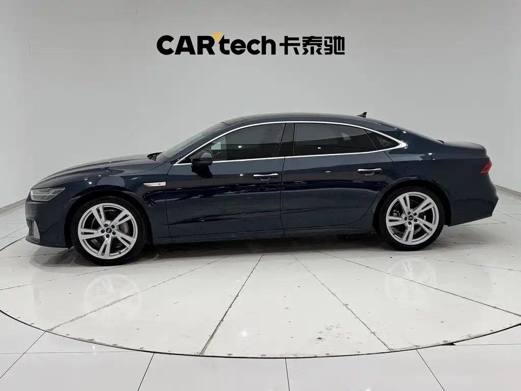 Audi A7L — миниатюра 8