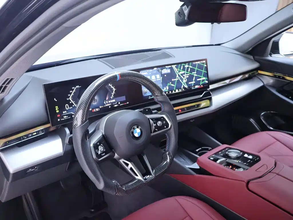 BMW 5 Series — миниатюра 11