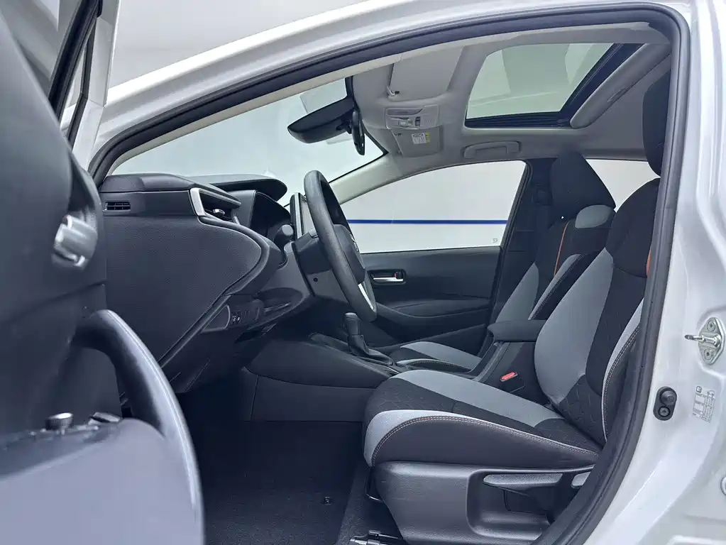 Toyota Corolla — миниатюра 7