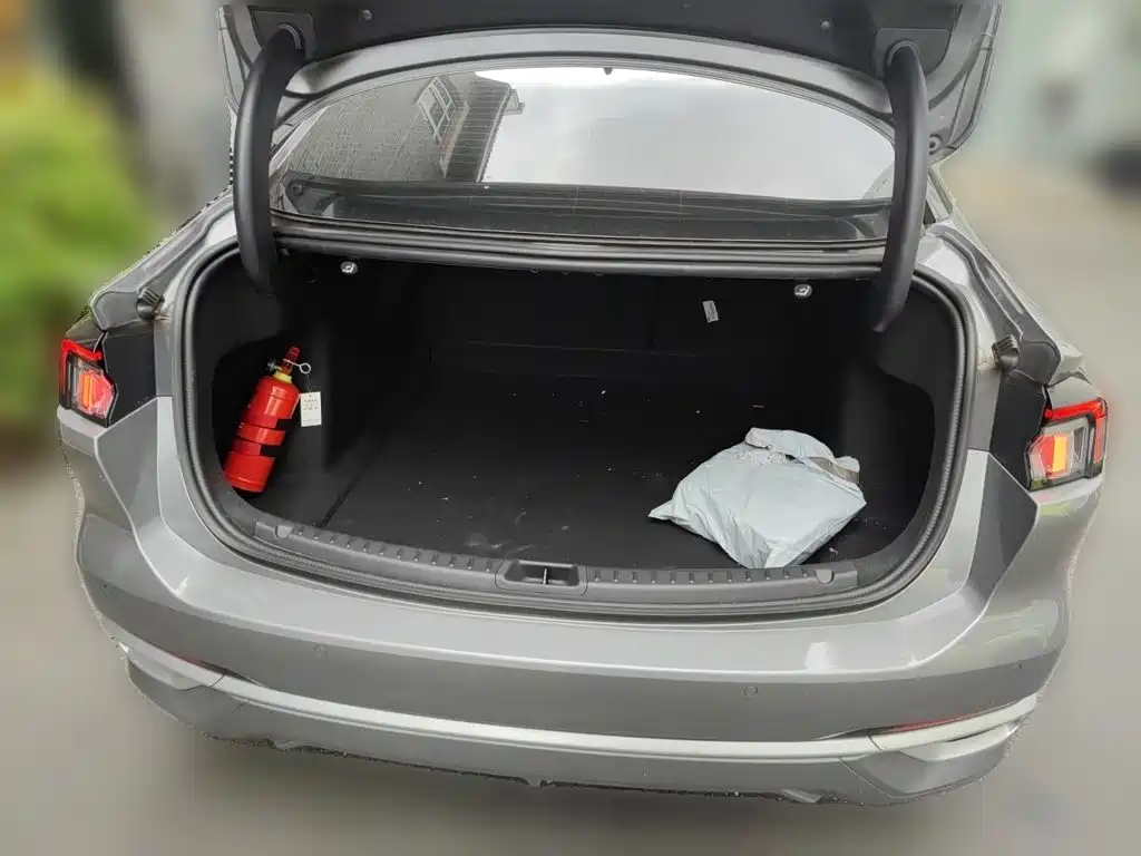 Ford Mondeo — миниатюра 20