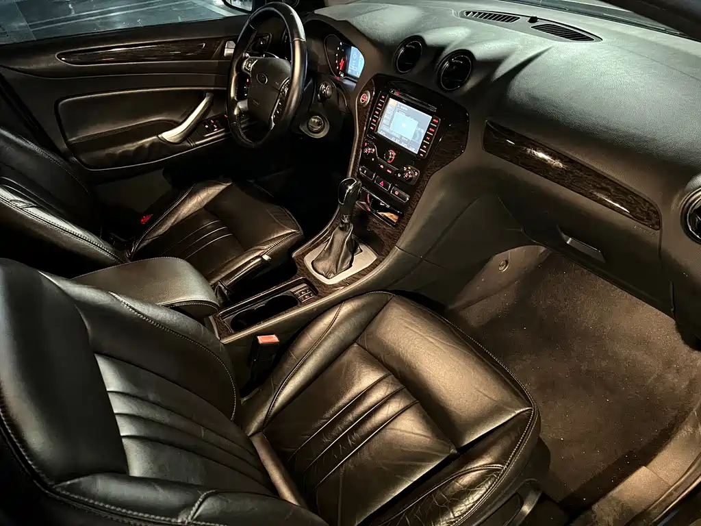 Ford Mondeo Zhisheng — миниатюра 13