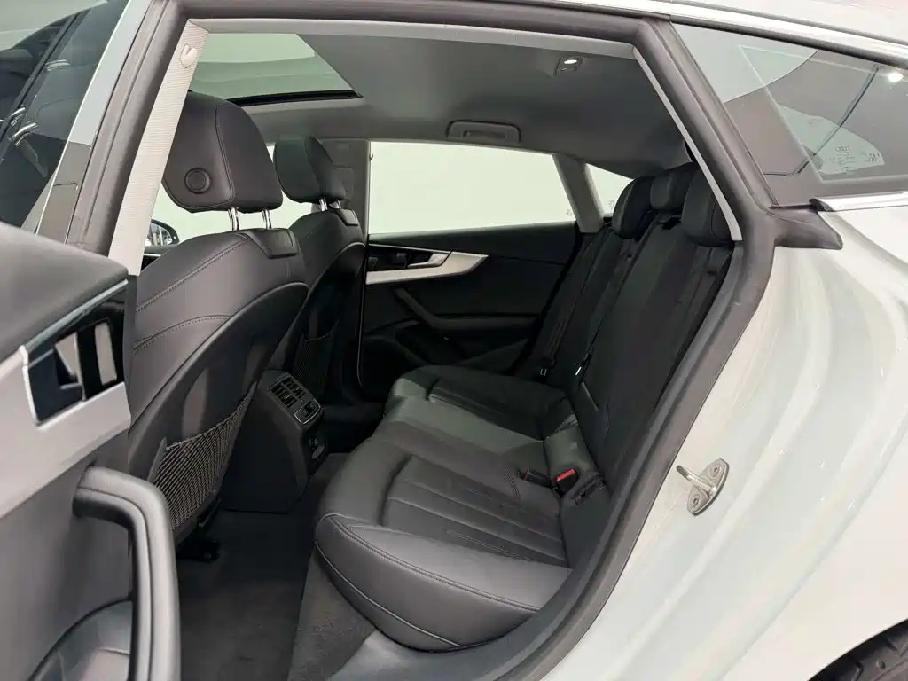 Audi A5 (Import) — миниатюра 19
