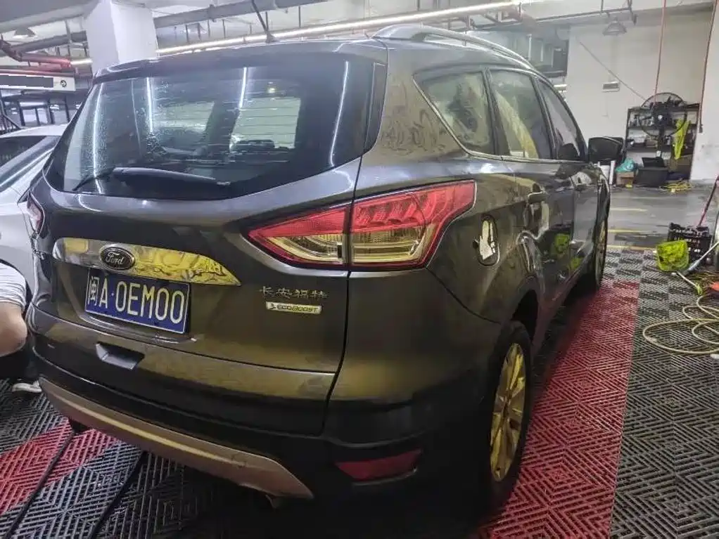 Ford Kuga — миниатюра 4