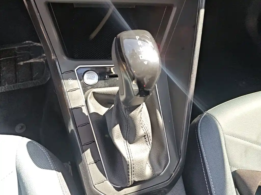 Volkswagen Lavida — миниатюра 14