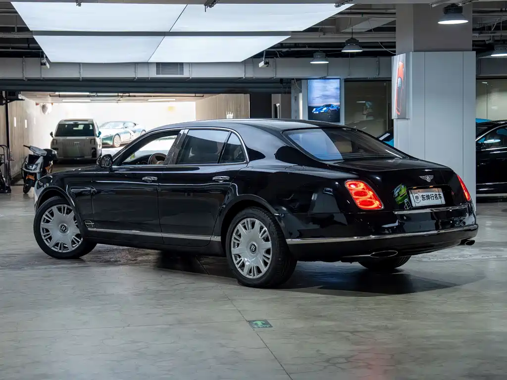 Bentley Mulsanne — миниатюра 4