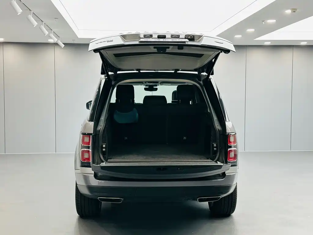 Land Rover Range Rover — миниатюра 32