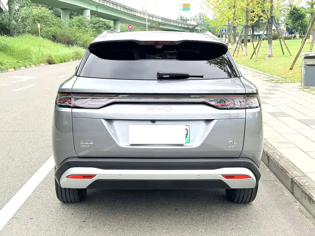 BYD L DM-i — миниатюра 8