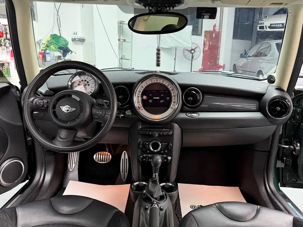 MINI Mini Clubman — миниатюра 7