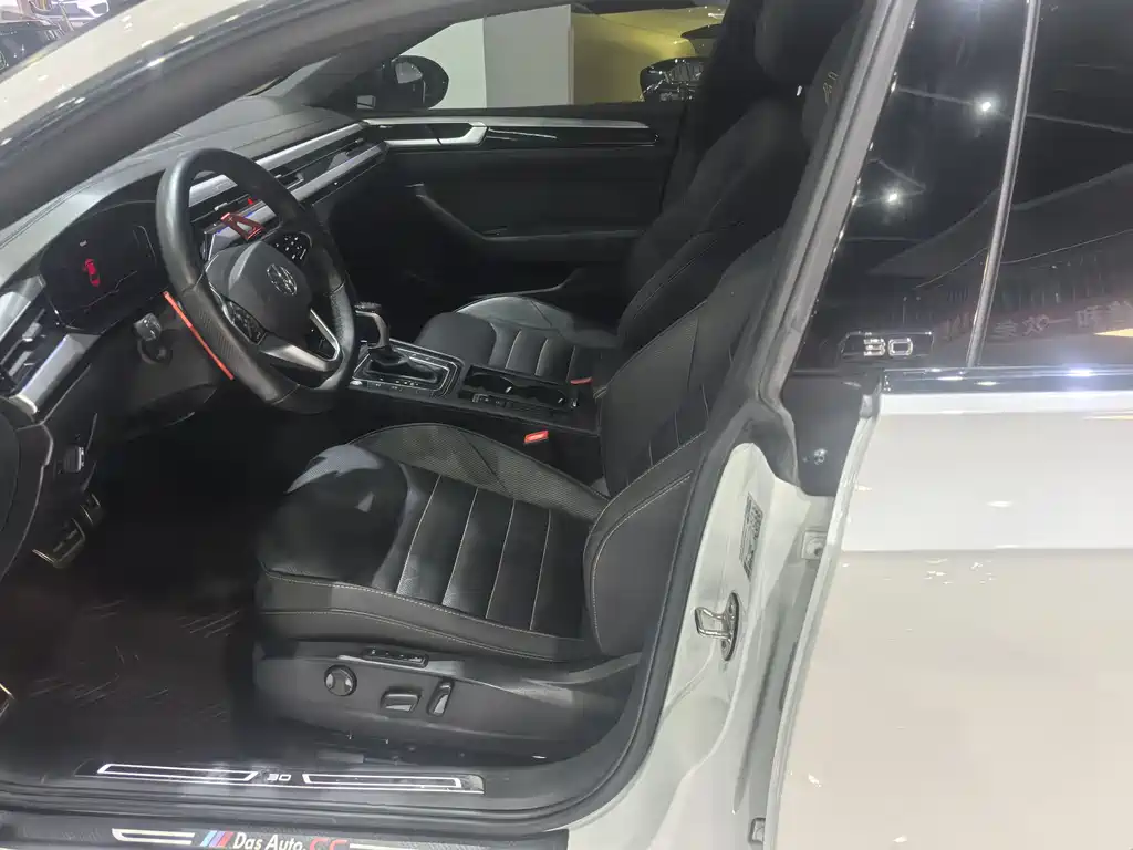 Volkswagen FAW - Passat CC CC 2019 330TSI V