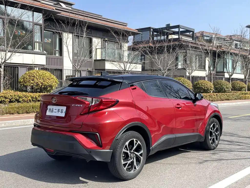TOYOTA C HR