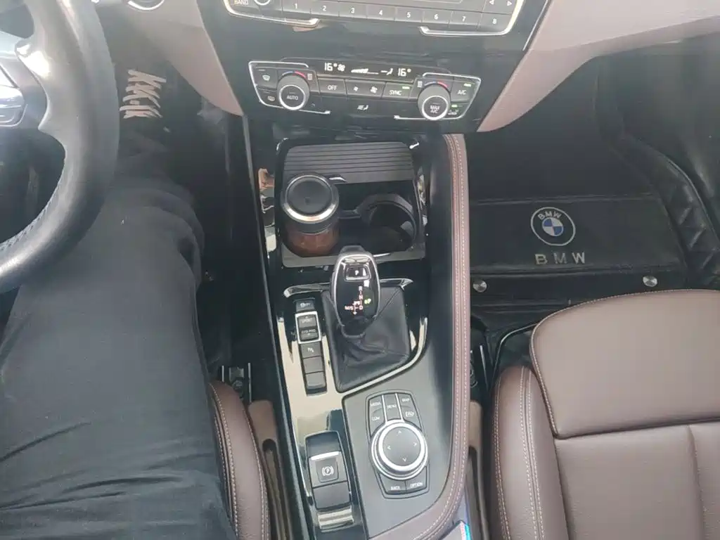BMW X1 — миниатюра 14