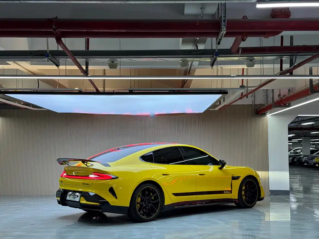 XIAOMI CAR XIAOMI SU7 ULTRA