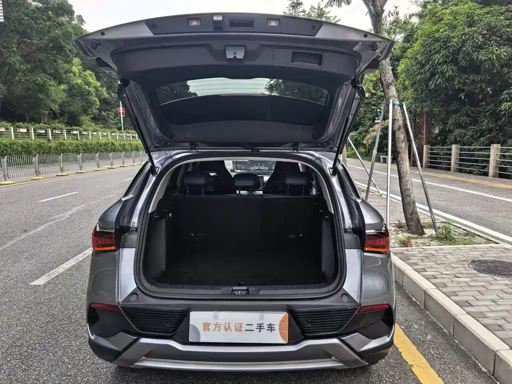 BYD Yuan Plus — миниатюра 19