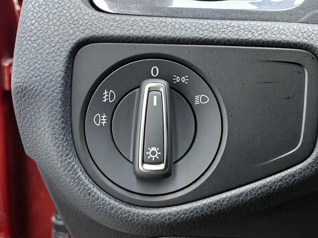 Volkswagen Golf — миниатюра 21