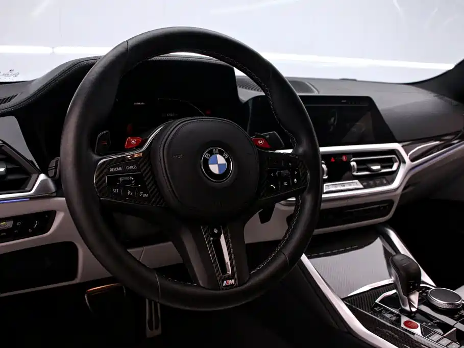 BMW M4 — миниатюра 7