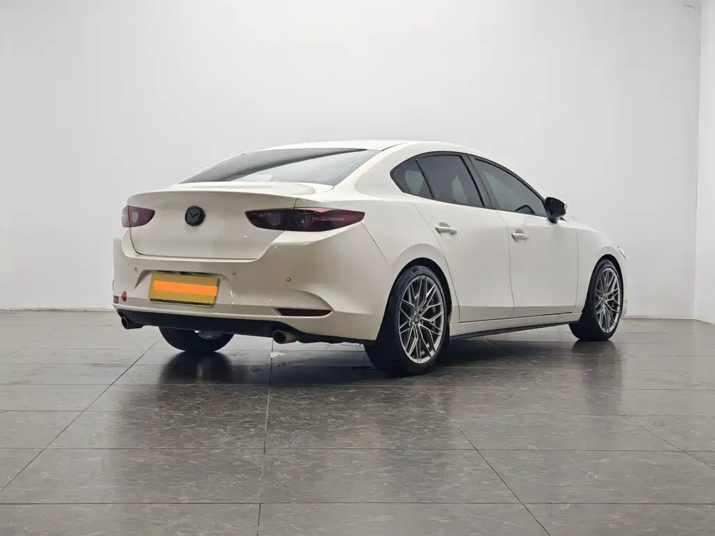 Mazda 3 Axela — миниатюра 3