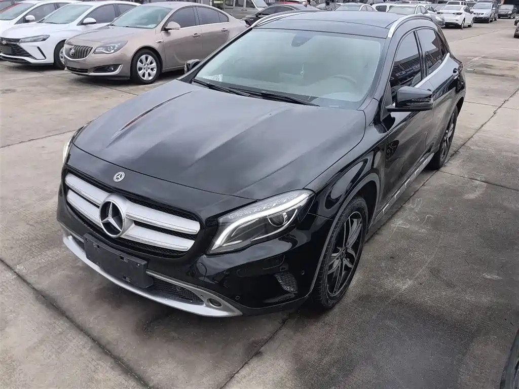 Mercedes-Benz GLA 2017