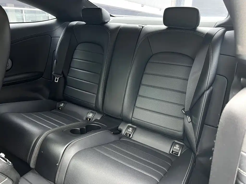 Mercedes-Benz C-Class (Import) — миниатюра 7