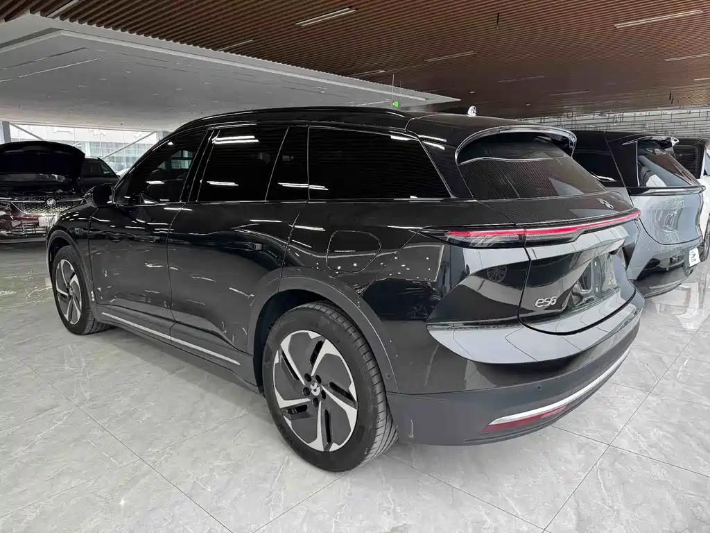 NIO ES6 — миниатюра 8