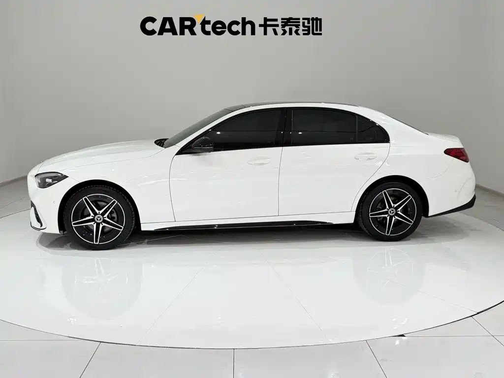 Mercedes-Benz C-Class — миниатюра 8