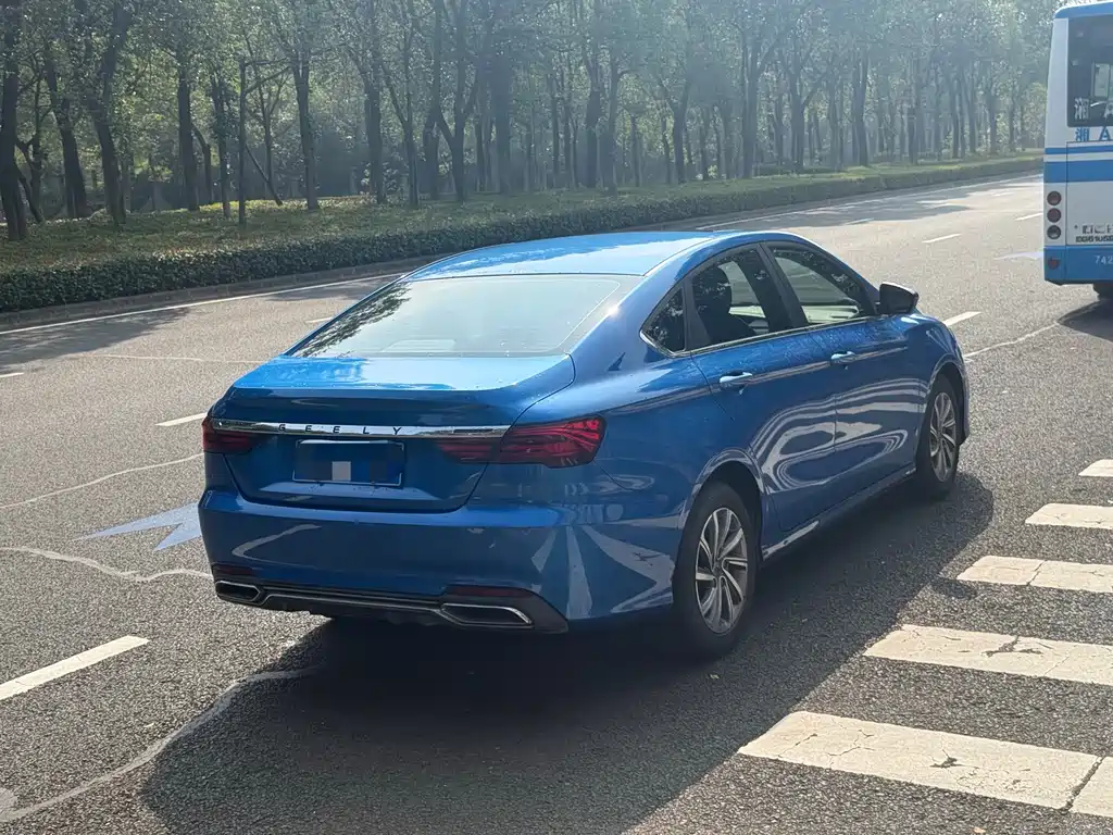 Geely Binrui — миниатюра 7