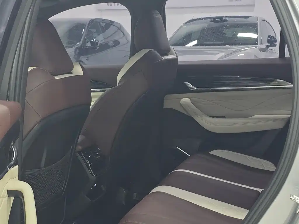 GEELY AUTOMOBILE XINGYUE L