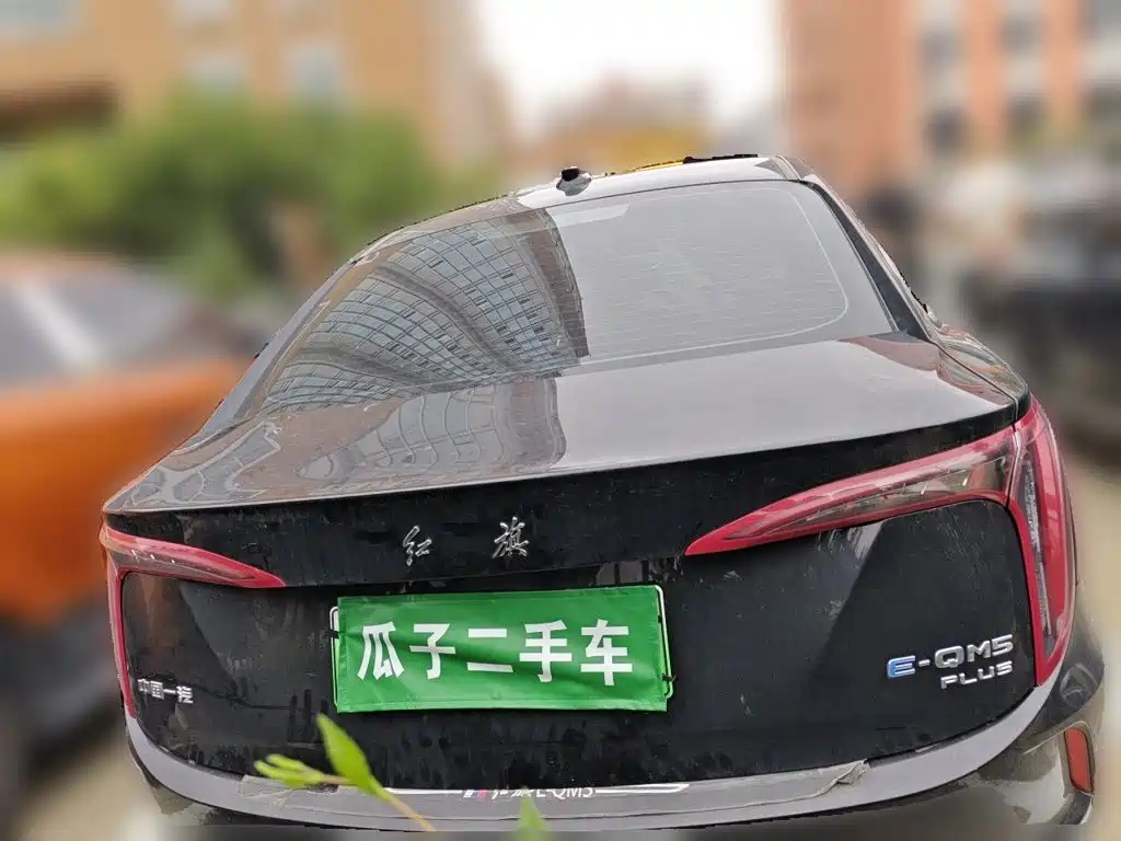 Hongqi Hongqi E-QM5 — миниатюра 3