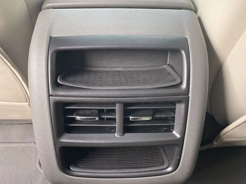 Cadillac XT5 — миниатюра 18