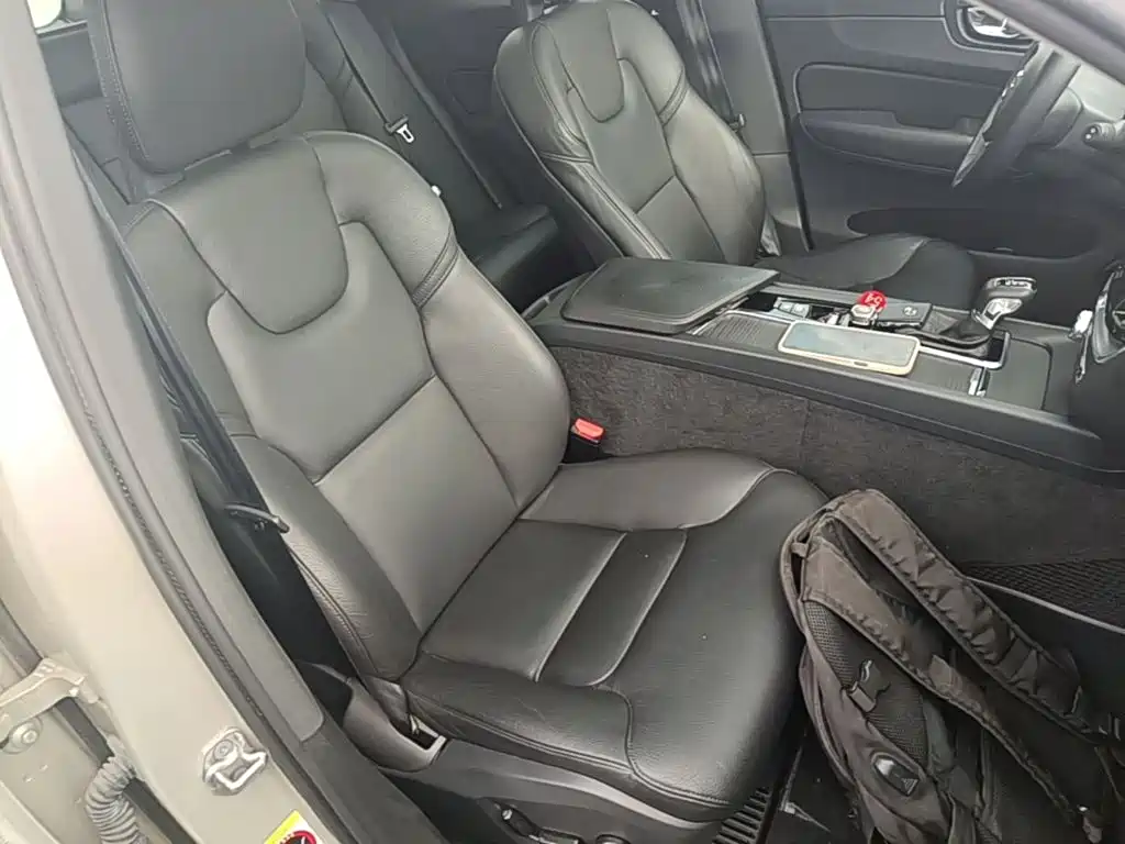 Volvo XC60 — миниатюра 25