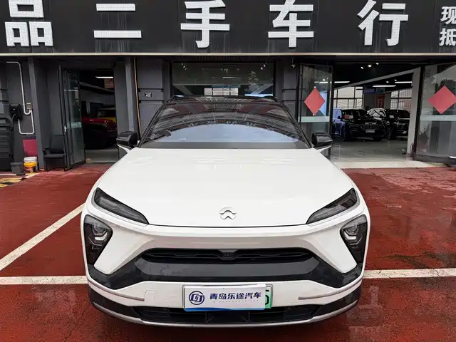 2021 Nio ES6