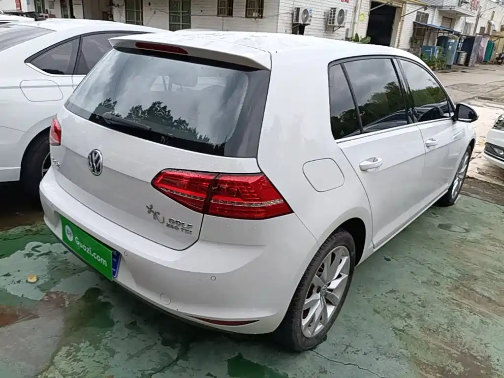 Volkswagen Golf — миниатюра 7