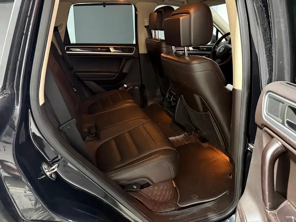 Volkswagen Touareg — миниатюра 9