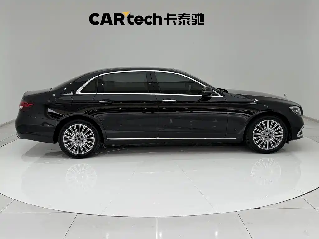 Mercedes-Benz E-Class — миниатюра 4