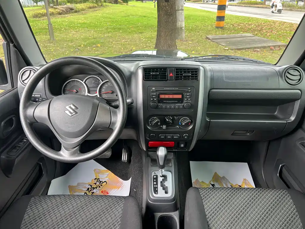 Suzuki Jimny — миниатюра 5