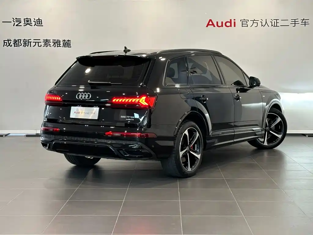 Audi Q7 — миниатюра 4