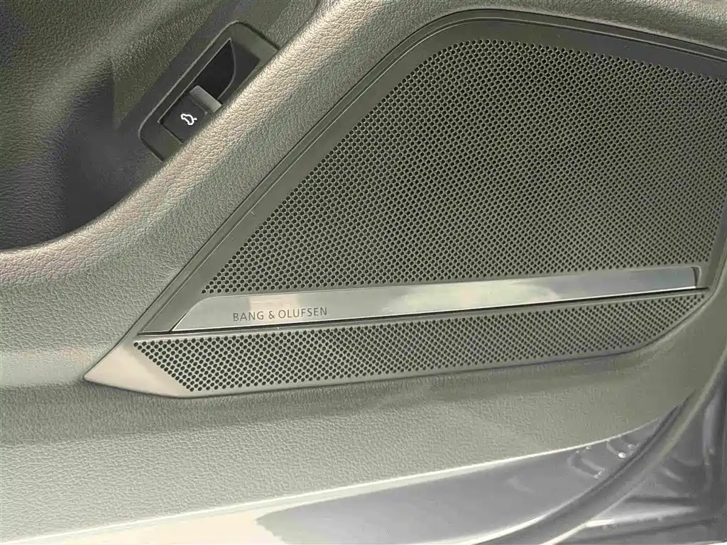 Audi A6L — миниатюра 18