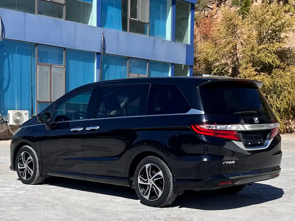 Honda Odyssey — миниатюра 6