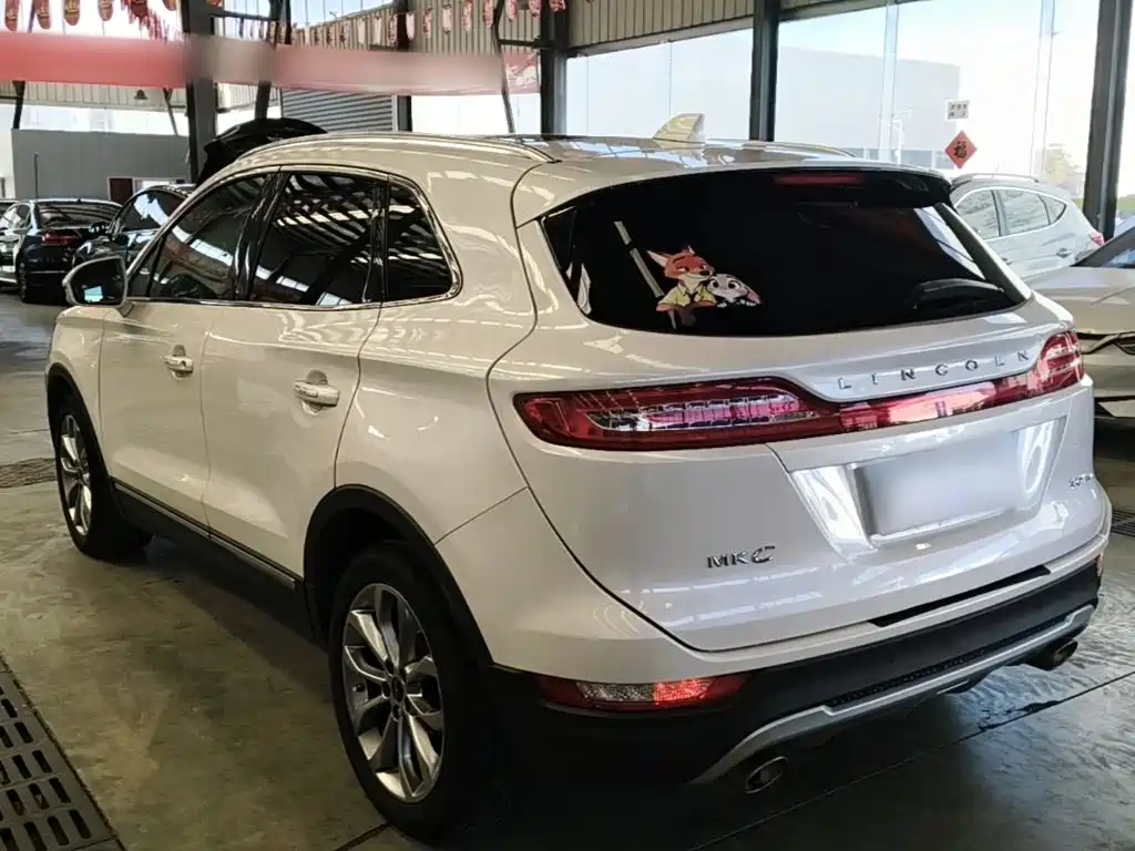 Lincoln MKC — миниатюра 5