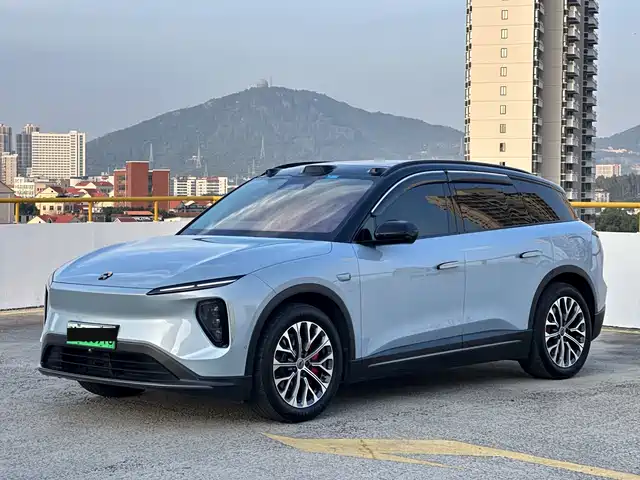 2024 Nio ES6