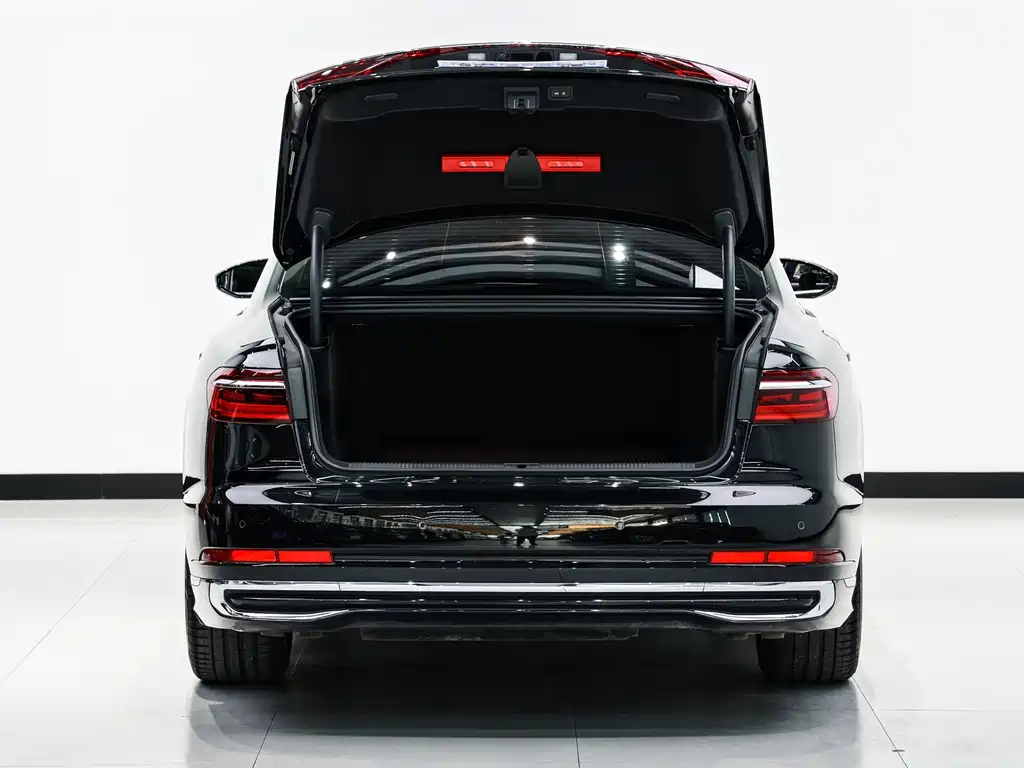 Audi A8 — миниатюра 13