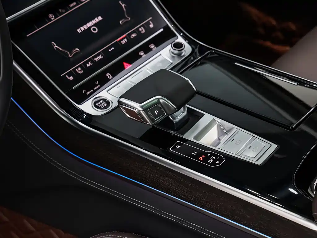 Audi A8 — миниатюра 20