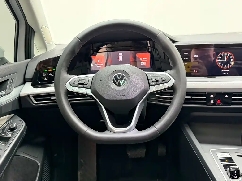 Volkswagen Golf — миниатюра 13