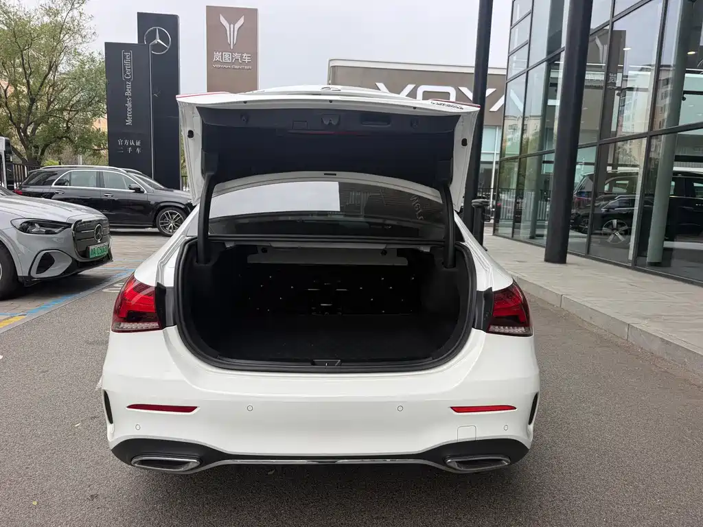 Mercedes-Benz A-Class — миниатюра 8