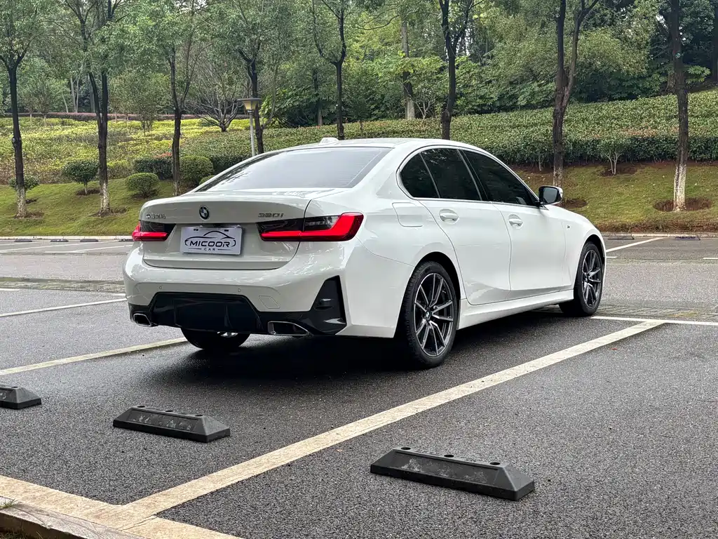 BMW 3 Series — миниатюра 24